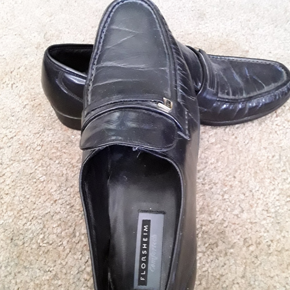 Florsheim Comfortech black slip on loafer size 12D